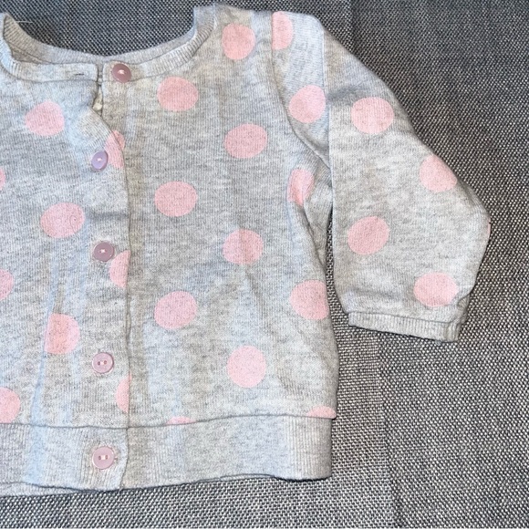 H&M Cardigan 4-6 Month Grey & Pink Polka Dot Baby Sweater - Picture 7 of 12